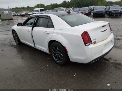 CHRYSLER 300