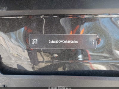 BMW 330I
