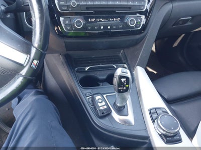BMW 320I
