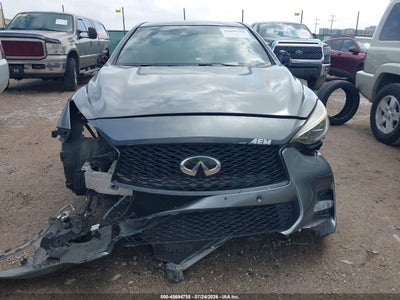 INFINITI QX30