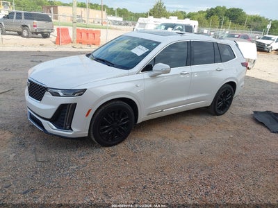 CADILLAC XT6