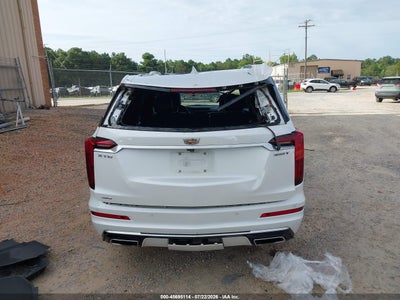 CADILLAC XT6