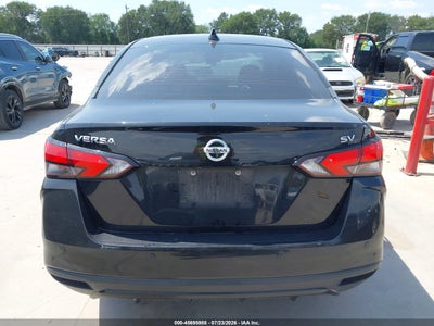 NISSAN VERSA