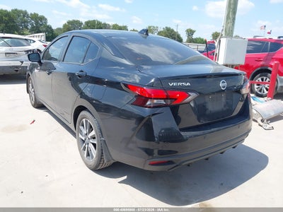 NISSAN VERSA