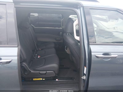 KIA CARNIVAL MPV