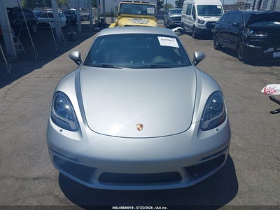 PORSCHE 718 CAYMAN