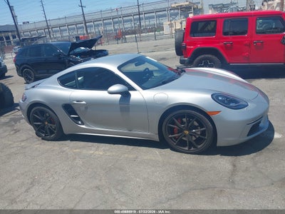 PORSCHE 718 CAYMAN