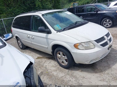 2005 Dodge Grand Caravan SXT