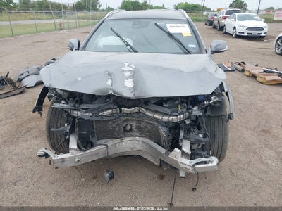 INFINITI QX30