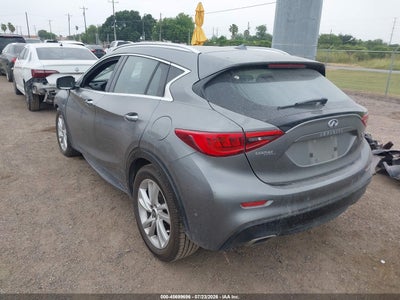 INFINITI QX30