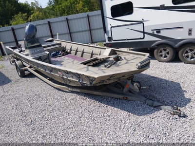 2015 Seaark River Cat