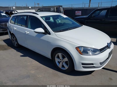 2015 Volkswagen Golf Sportwagen