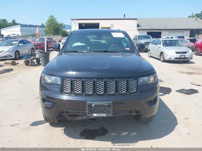 2019 JEEP GRAND CHEROKEE 12