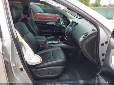 NISSAN PATHFINDER
