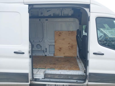 FORD TRANSIT-250 CARGO VAN