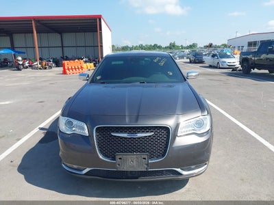 CHRYSLER 300