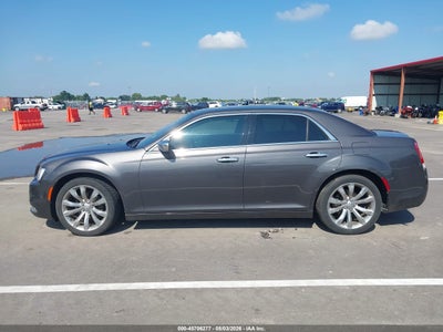 CHRYSLER 300