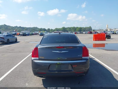 CHRYSLER 300