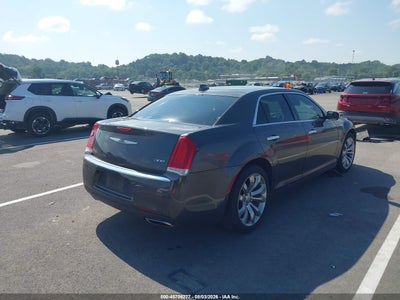 CHRYSLER 300