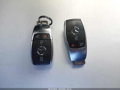 MERCEDES-BENZ GLB 250