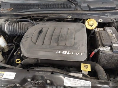 CHRYSLER TOWN & COUNTRY