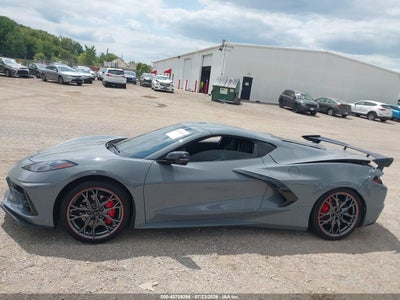 CHEVROLET CORVETTE STINGRAY