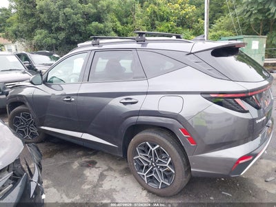HYUNDAI TUCSON HYBRID