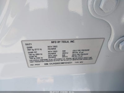 TESLA MODEL Y