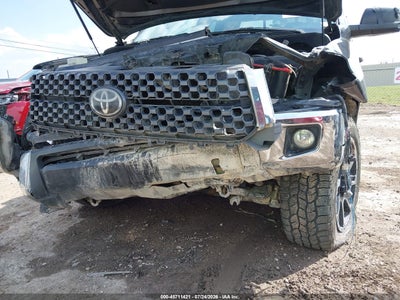 TOYOTA TUNDRA