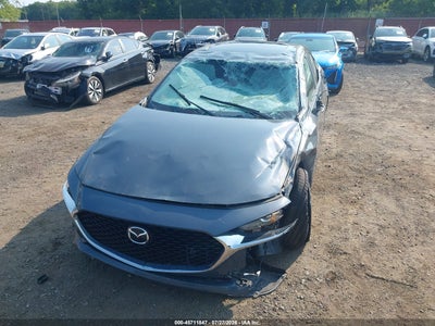 MAZDA MAZDA3
