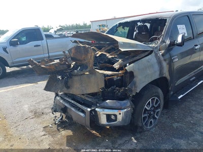 TOYOTA TUNDRA