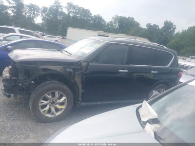 INFINITI QX80
