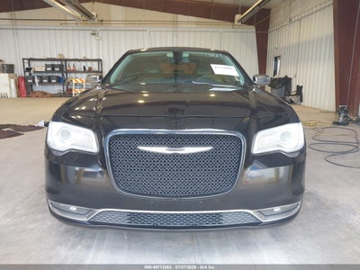 CHRYSLER 300C