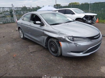 2015 Chrysler 200