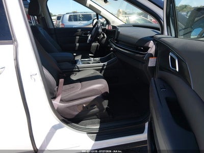 KIA CARNIVAL MPV HYBRID