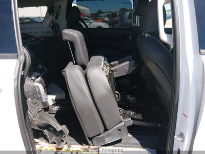 KIA CARNIVAL MPV HYBRID
