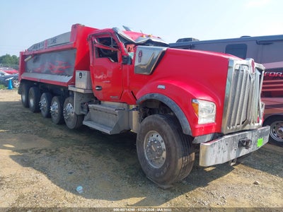 2020 Kenworth W990