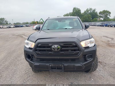 TOYOTA TACOMA