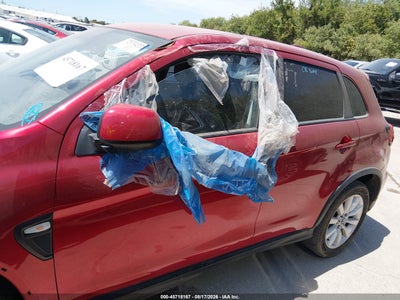 MITSUBISHI OUTLANDER SPORT