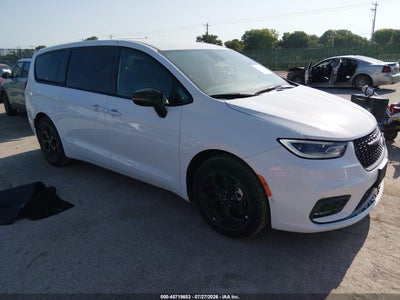 2024 Chrysler Pacifica Hybrid