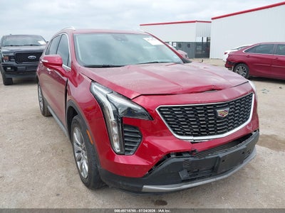 CADILLAC XT4