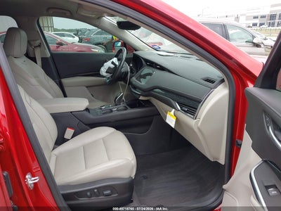 CADILLAC XT4