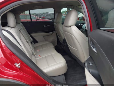 CADILLAC XT4