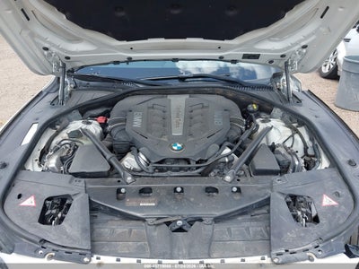 BMW 750I