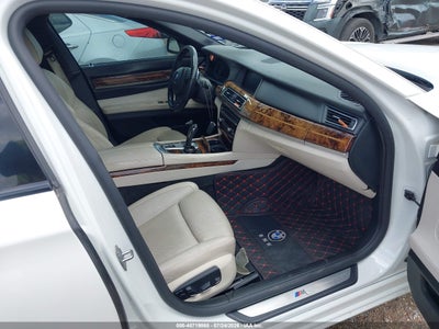 BMW 750I