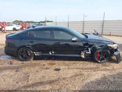 KIA STINGER