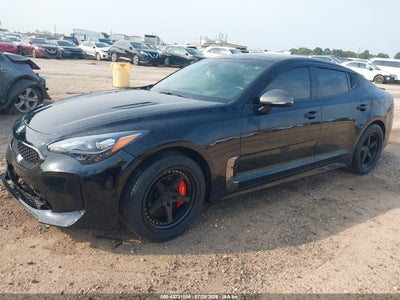 KIA STINGER
