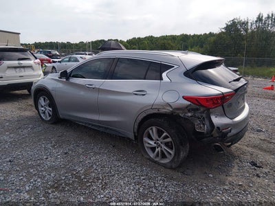 INFINITI QX30