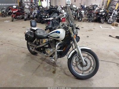 2000 Honda Vt1100