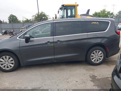 CHRYSLER PACIFICA